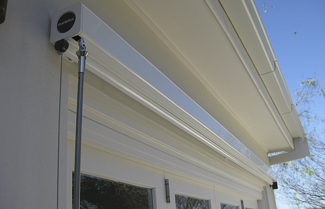 Vertical & Pivot Awnings - Blindmaster